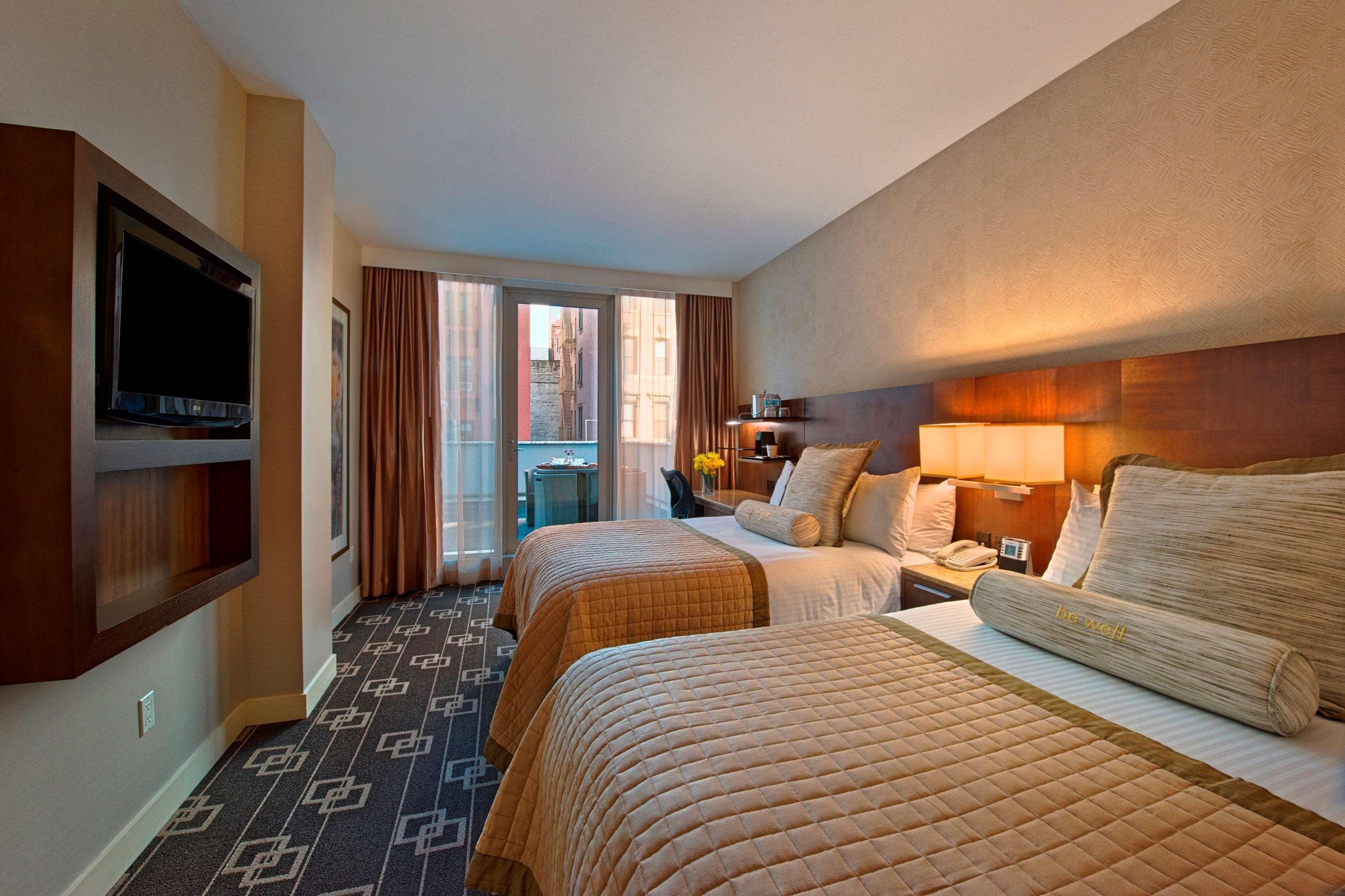 Wyndham Garden Chinatown Hotell New York Exteriör bild