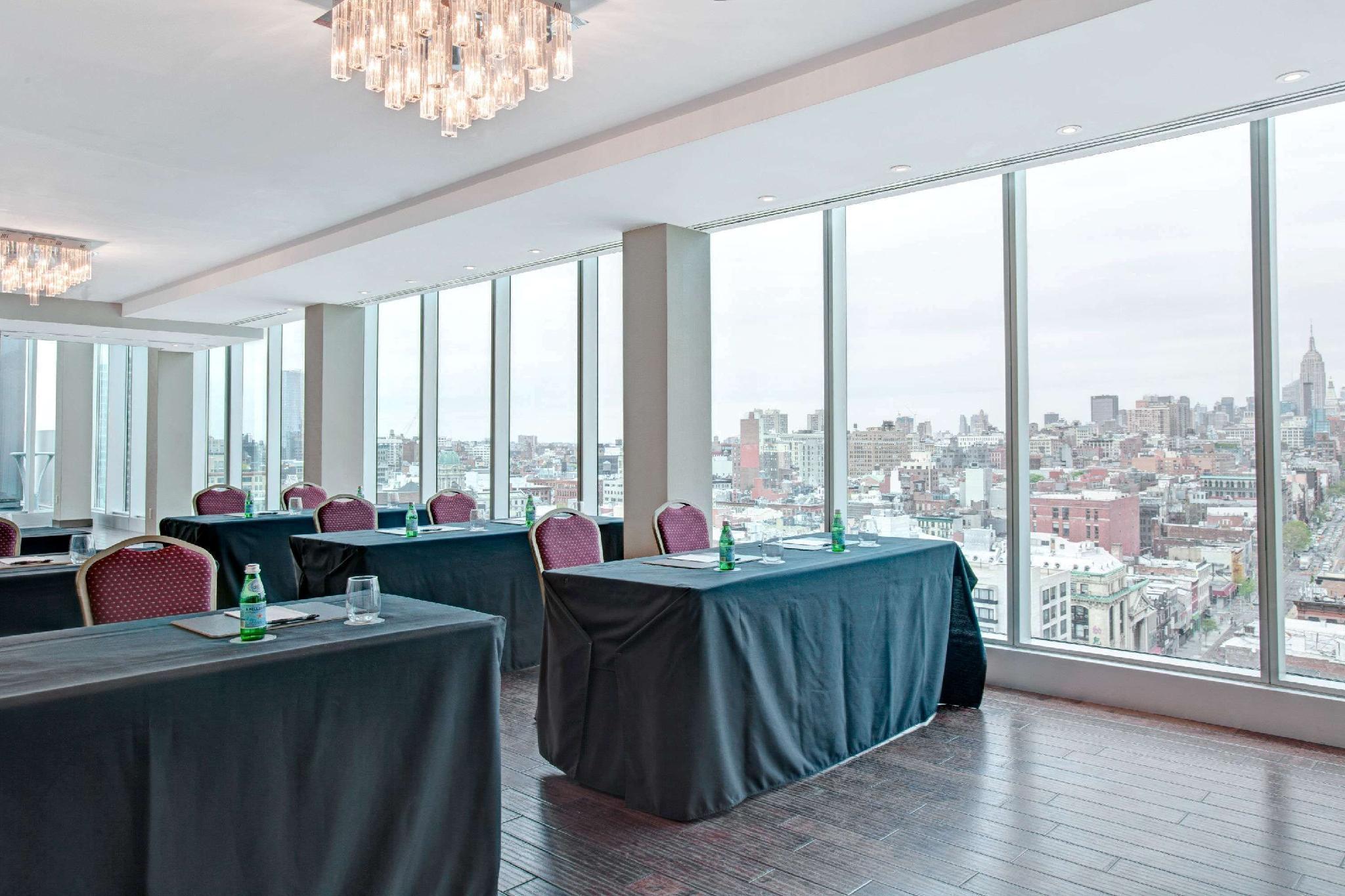 Wyndham Garden Chinatown Hotell New York Exteriör bild