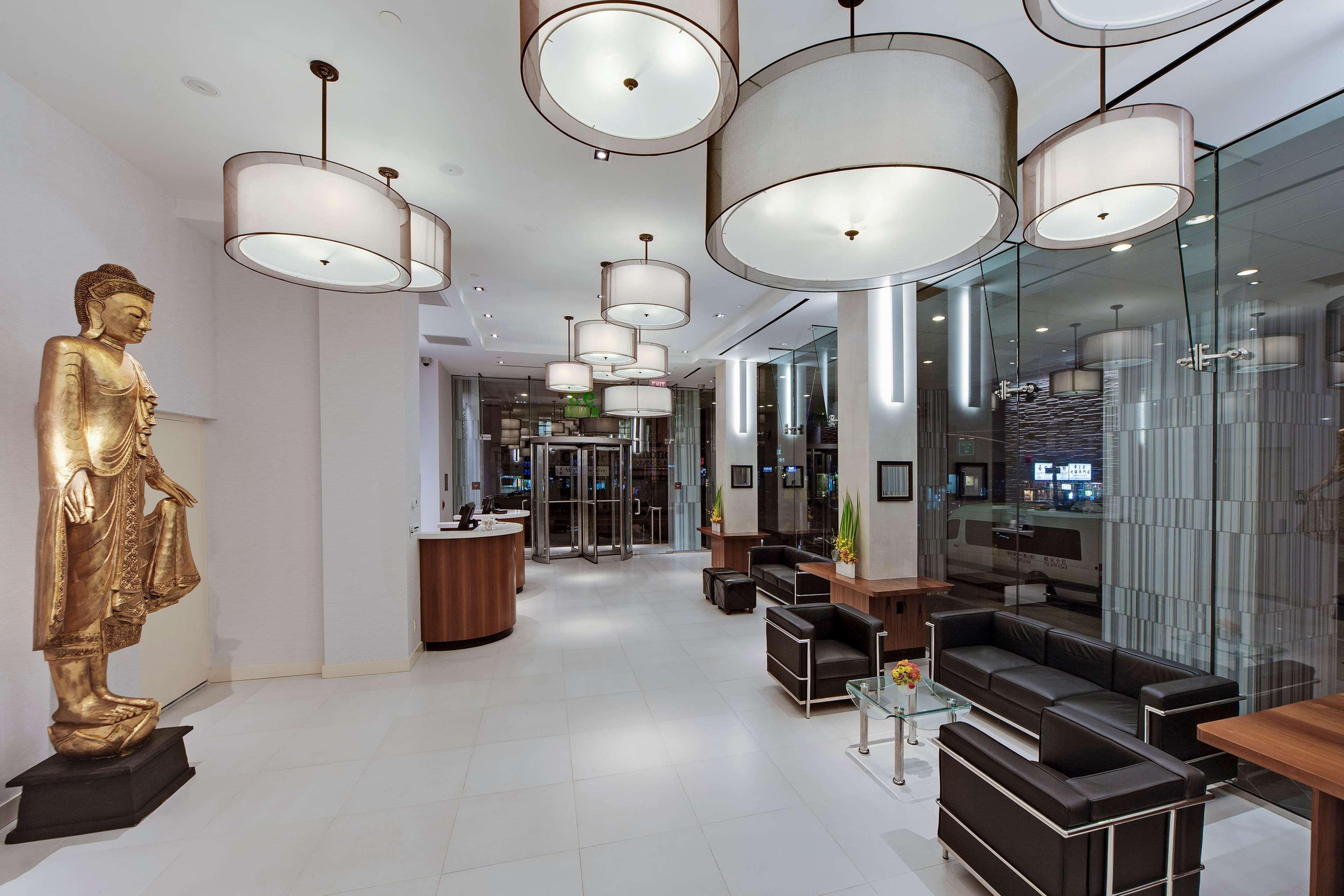 Wyndham Garden Chinatown Hotell New York Inreriör bild