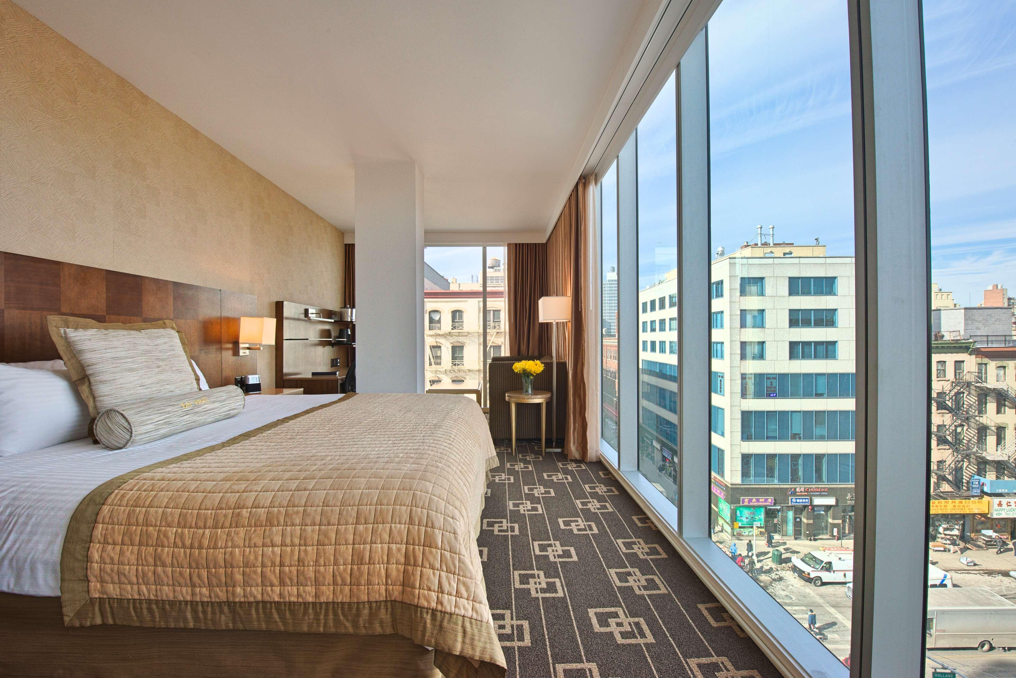 Wyndham Garden Chinatown Hotell New York Exteriör bild