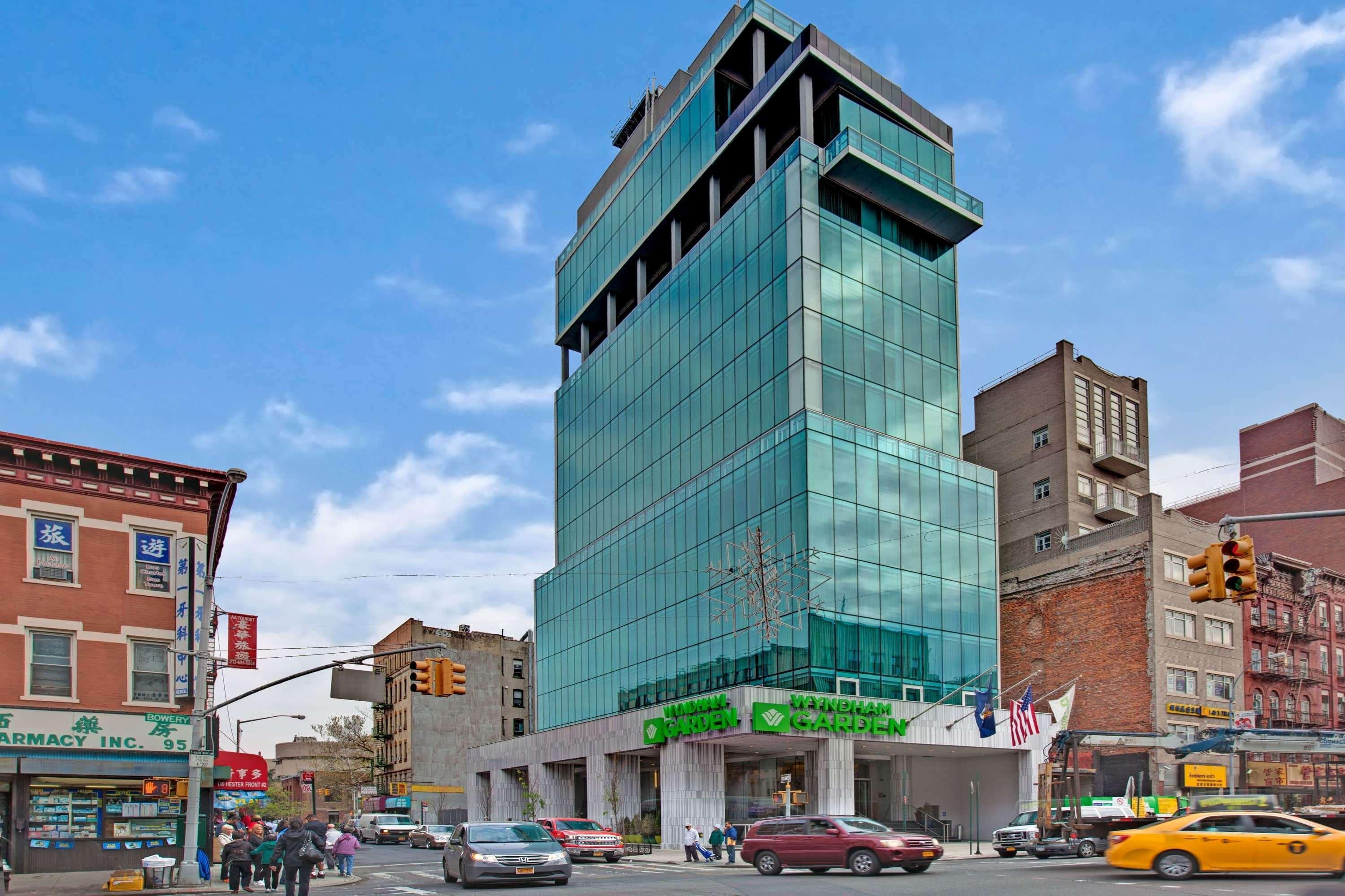 Wyndham Garden Chinatown Hotell New York Exteriör bild